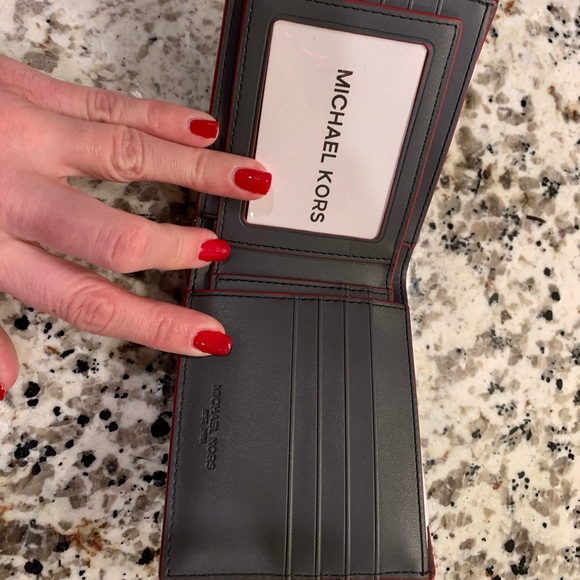 Brand 🆕 Men’s Black & Crimson MK Wallet - Picture 7 of 8